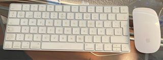 Mac Mini M1 256GB SSD 8GB RAM + Magic Mouse