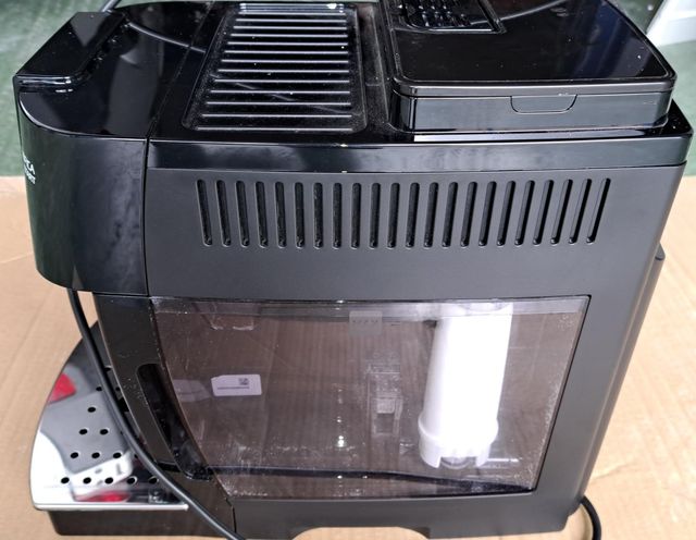 Cafetera De'Longhi Magnifica Start Negra