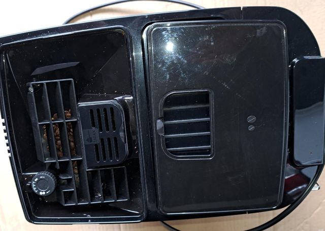 Cafetera De'Longhi Magnifica Start Negra