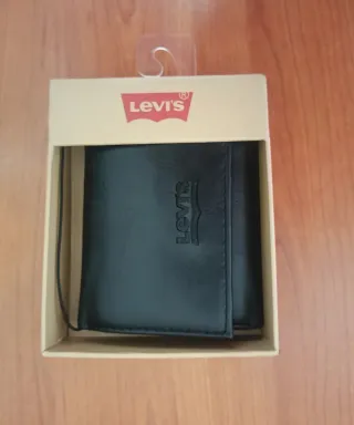 Portafoglio Levi's nero nuovo