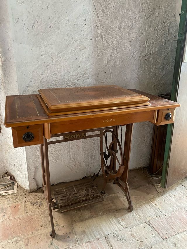 Máquina de coser SIGMA madera y metal