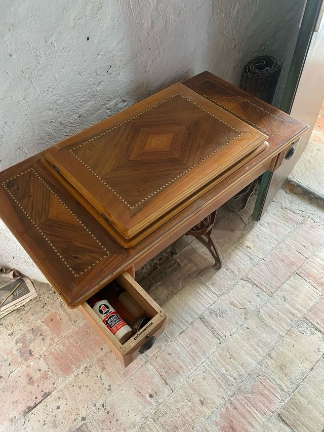 Máquina de coser SIGMA madera y metal