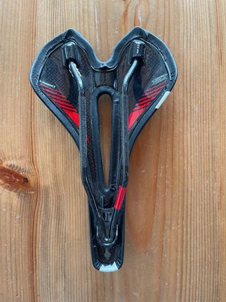 Sillín Specialized Toupe 155mm Carbono