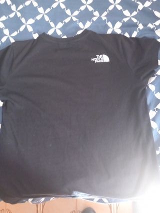 Camiseta The North Face Negra talla 14/ 16 