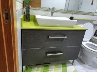 Mueble de baño moderno