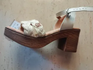 Sandalias POPA Piel Talla 38 Nuevas