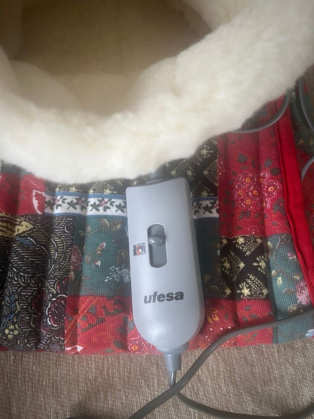 Calienta pies Ufesa CS-9321