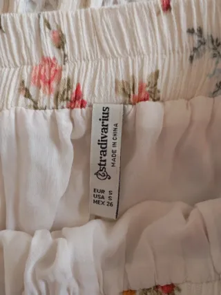 Falda larga floral Stradivarius