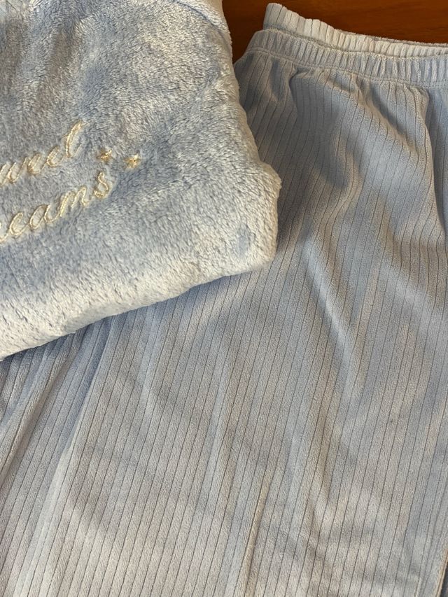 Pijama niña talla S azul