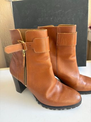 Oportunidad botin Massimo Dutti Piel talla 38