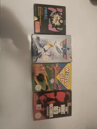 Lote Nintendo NES + 4 Juegos Clásicos