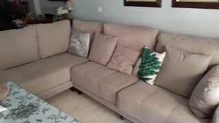 Sofá chaise longue beige de tela