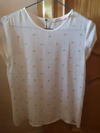 Blusa nueva blanca transparente con Strass