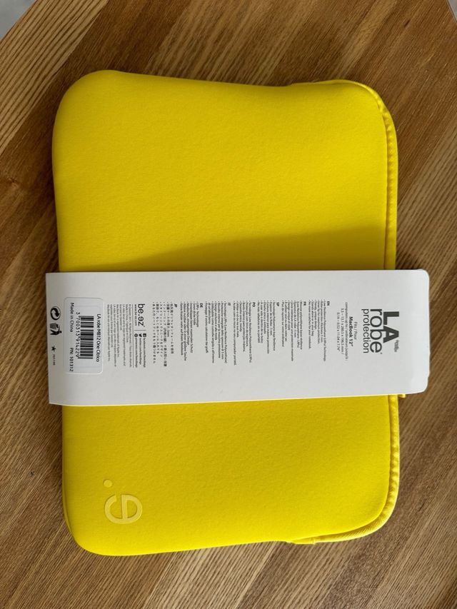 be.ez - Custodia per MacBook 12, colore: Giallo