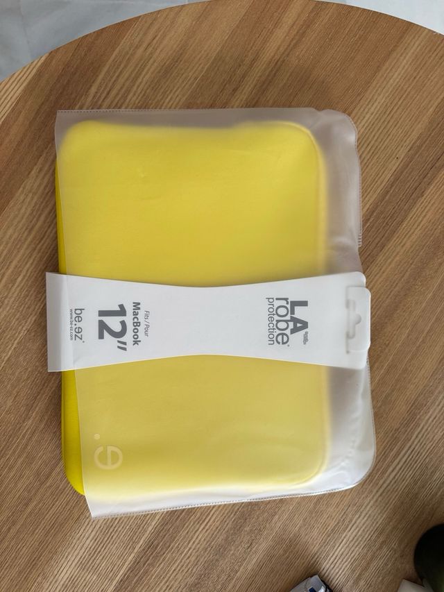 be.ez - Custodia per MacBook 12, colore: Giallo