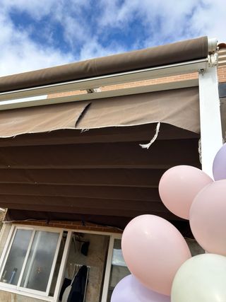 Pérgola de pared de aluminio