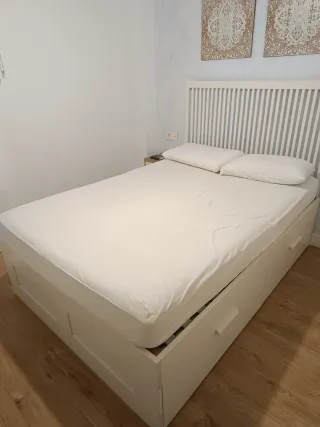 Cama Ikea Brimnes con somier, colchón y funda