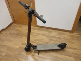 Patinete Eléctrico y patinete de niño
