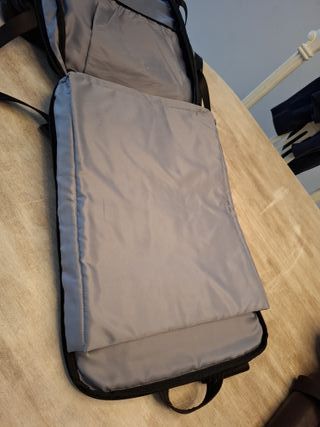 Mochila Mark Ryden Negra Portátil y Viaje