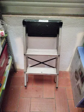 Escalera 3 peldaños aluminio