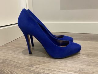 Zapatos de tacón azul
