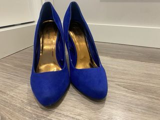 Zapatos de tacón azul