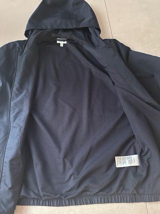 Chaqueta Lacoste Azul T- 16 años, 100% poliéster.