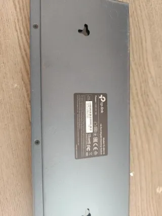 TP-Link TL-SG116 Gigabit Switch