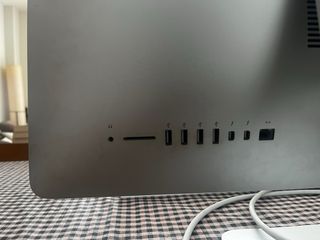 iMac de 21,5 pulgadas (Finales 2015)