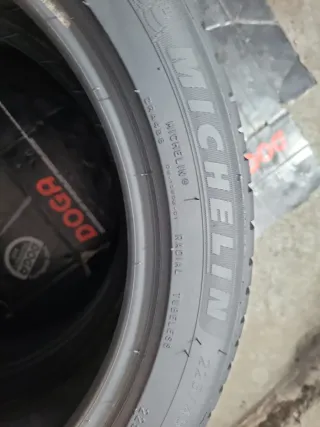 2 Neumáticos 225/45 R17 Michelin 