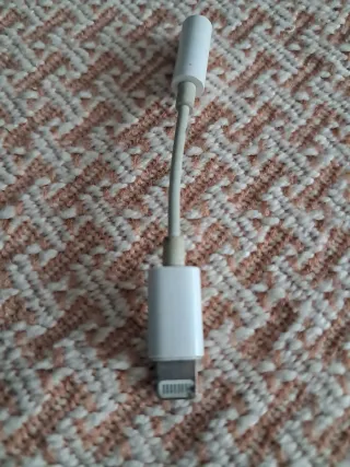 Adaptador de audio Apple Lightning