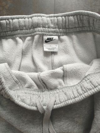 Pantalón chándal Nike gris Talla S