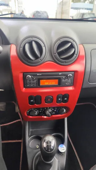 Dacia Sandero 2012