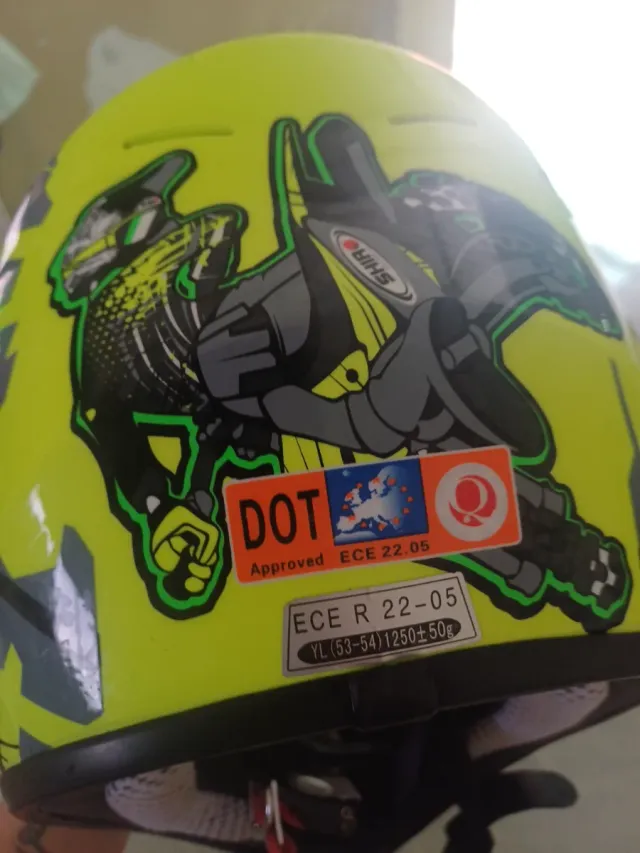 Casco infantil para moto