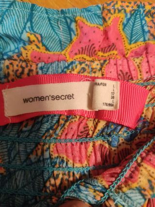 Vestido largo sin tirantes estampado