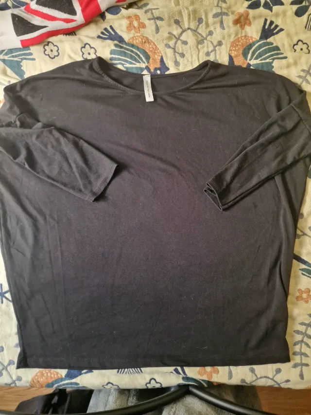 Blusa ancha negra talla única