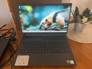 Portátil Gaming Dell G15 5510 Negro