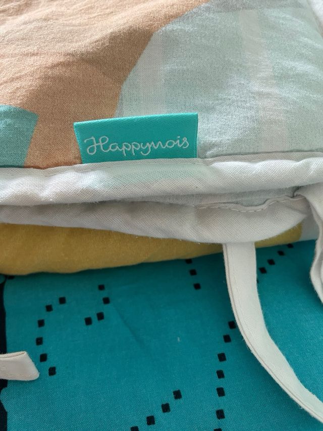 Protector de cuna infantil con dibujos