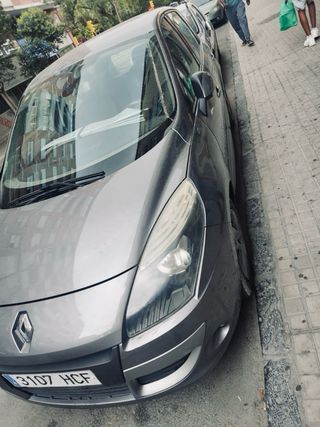 Renault Scenic 2011