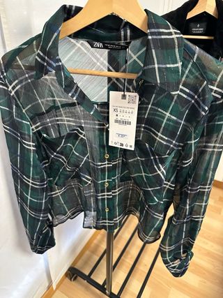 Camisa Zara cuadros verde talla XS