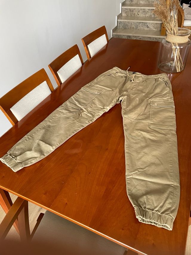 Pantaloni jogger beige Pull&Bear