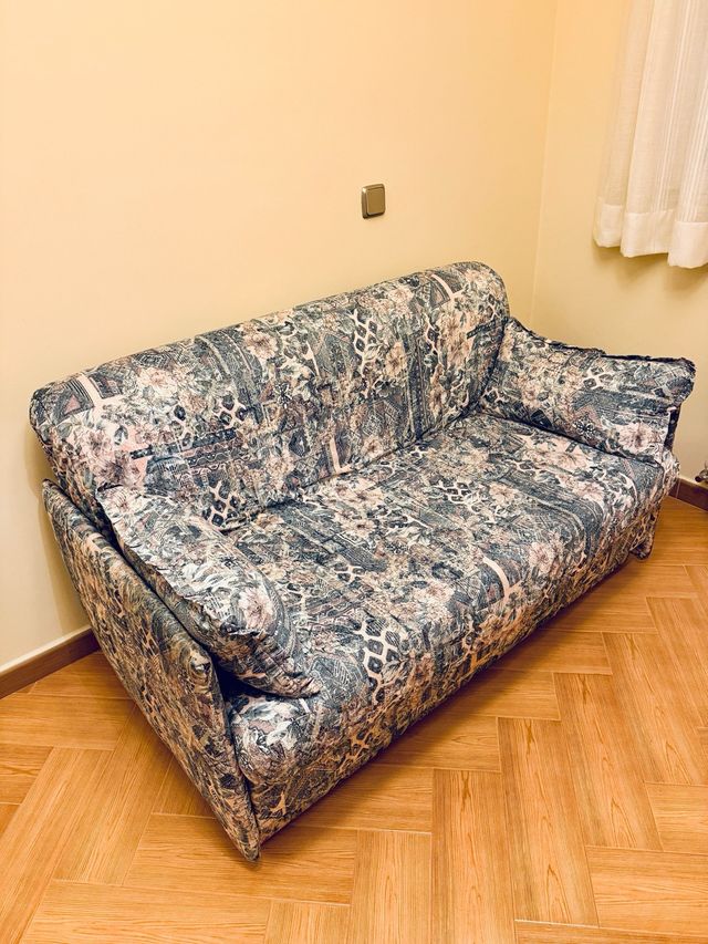 ¡REBAJADO HOY! Sofá cama 2 plazas