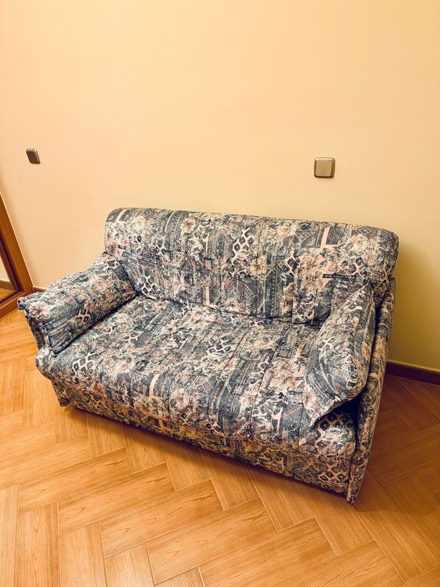 ¡REBAJADO HOY! Sofá cama 2 plazas