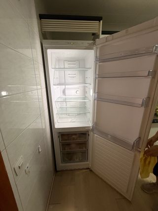 Nevera Combi(frigorífico+congelador) Balay Blanca