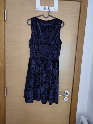 Vestido de veludo azul.marca Coquelicot