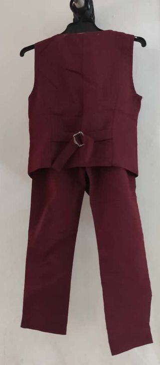 Traje niño burdeos 3-4 años