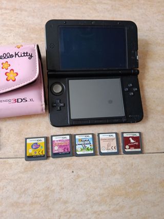 Pacchetto Nintendo 3DS XL + custodia Hello Kitty