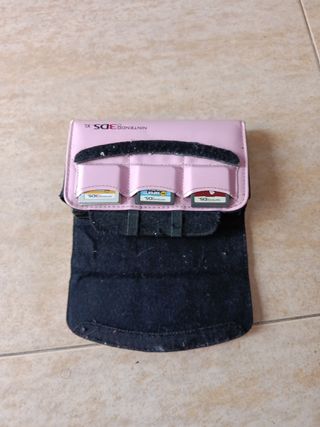 Pacchetto Nintendo 3DS XL + custodia Hello Kitty