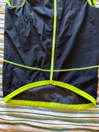 Chaleco ALE Negro y Verde Talla L