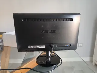 Pantalla Asus Negra